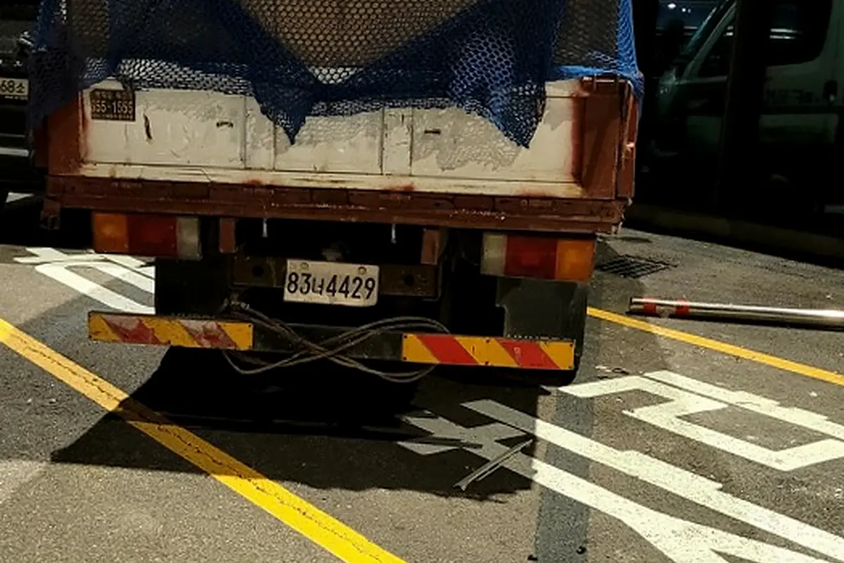 옹진군 경기수원시 사무실철거 작업중추가비0원 현장 사진 1